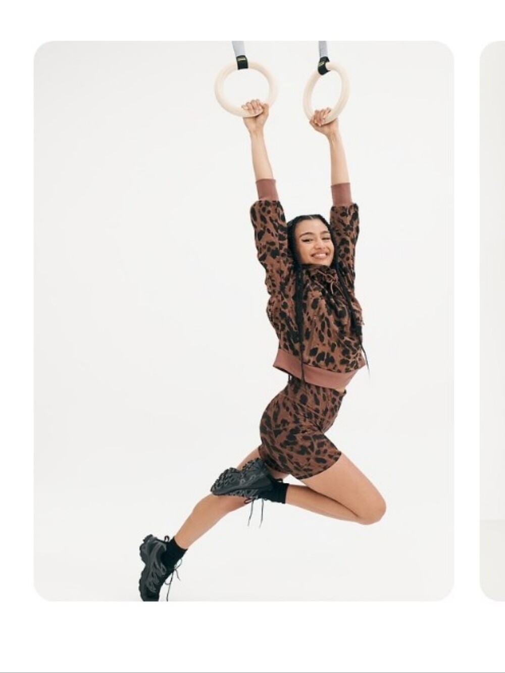 Old Navy Leopard Print Sweatshirt And Shorts